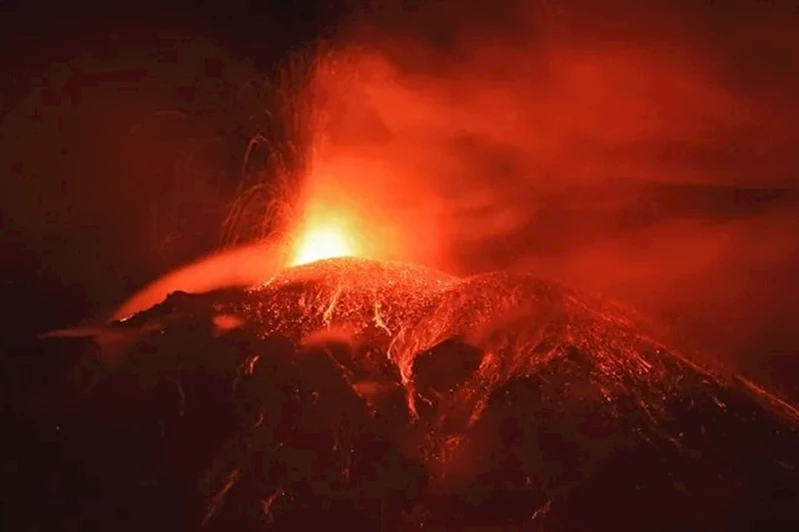 Kluçevski Yanardağı’nda volkanik hareketlilik yeniden arttı