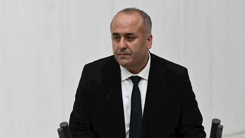 DEM Parti’li Çiçek